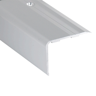 NEZ DE MARCHE STRIÉ